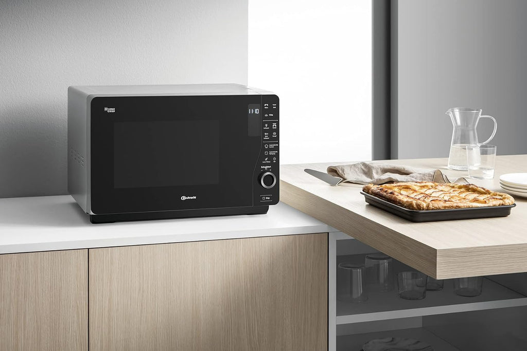 Bauknecht ExtraSpace Crisp MW 427 SL/Kombination Grill und Mikrowelle/Maximale Flexibilität-Ohne Drehteller/ 800 W/ 25 L Garraum/Grill 1000 W/Crisp-Funktion/Dampfgarfunktion/AutoClean, Silber